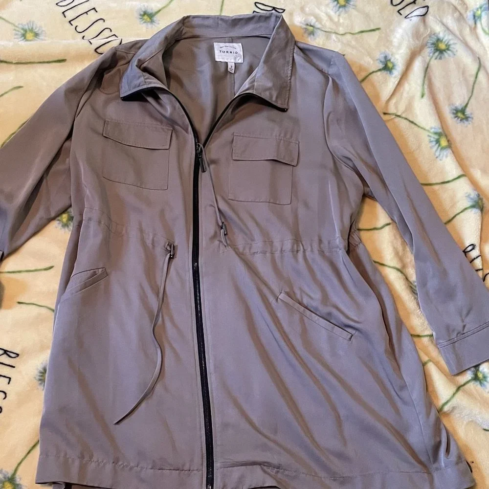 torrid spring jacket - Picture 1 of 3